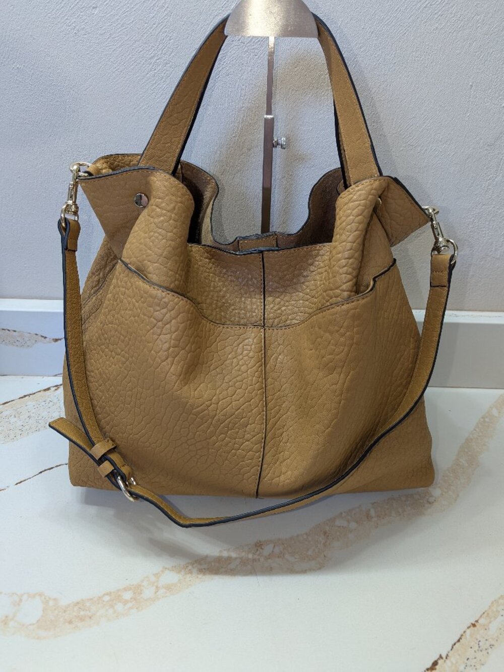 Vince Camuto pebbled leather convertible. EUC!